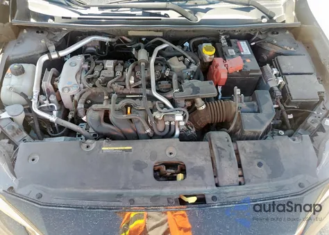 2021 Nissan Sentra Sr z USA, uszkodzony, nr VIN 3N1AB8DV2MY317330